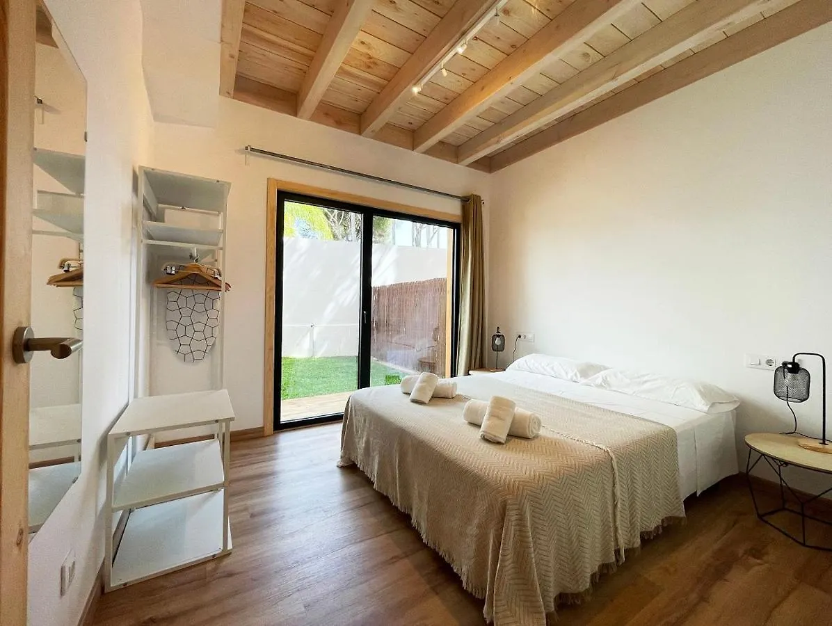 Aparthotel Apartamentos Biopasivos Living Pura Madera Chiclana de la Frontera