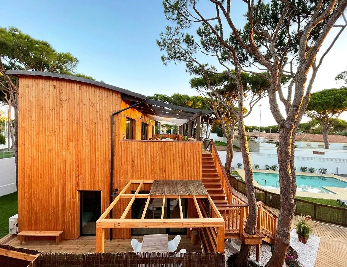מלון דירות צ'יקלנה דה לה פרונטרה Apartamentos Biopasivos Living Pura Madera