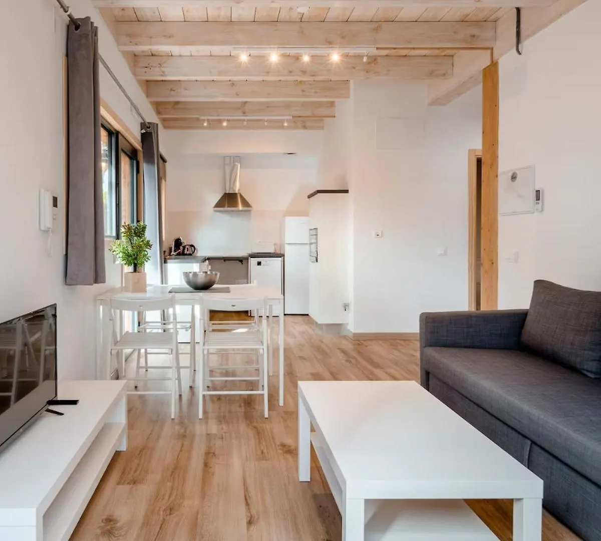 Aparthotel Apartamentos Biopasivos Living Pura Madera Chiclana de la Frontera